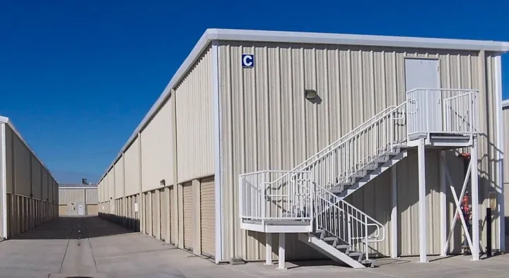 drive up storage