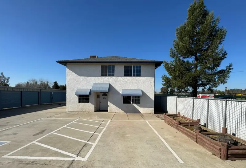 self storage units Madera