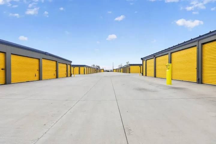 Wide drive aisles with easy access to drive-up storage units in Cheyenne, WY, at 1919 Wyott Drive