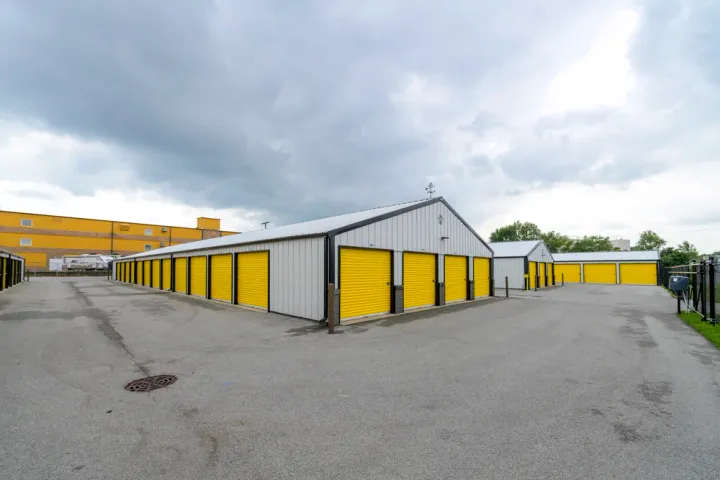 drive up storage