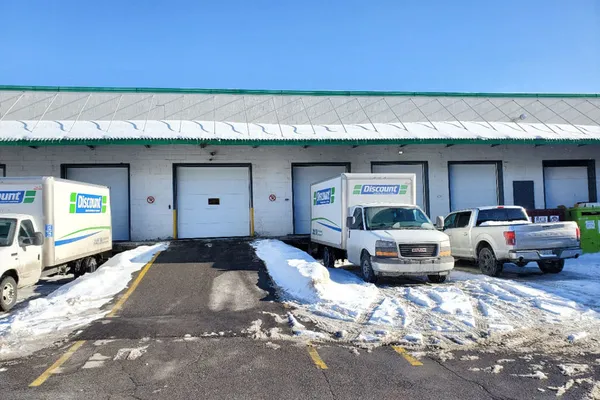 unités d'entreposage extérieures accès de conduite saint laurent