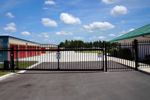 storage units spring texas