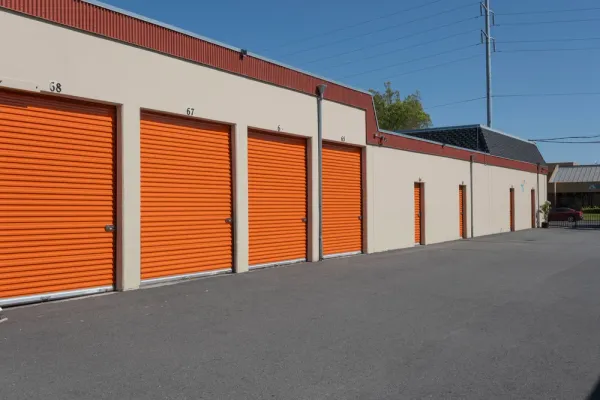 drive up storage