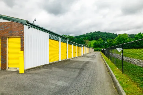 climate controlled storage units