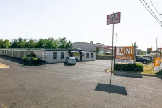 self storage units hot springs