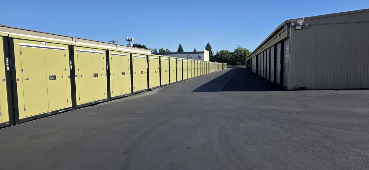 mini stor storage units near me